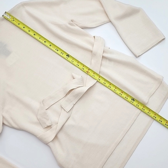 NWT Nicole Miller New York Extra Fine Merino Wool Mock Neck Belted Sweater Sz L - Picture 4 of 6